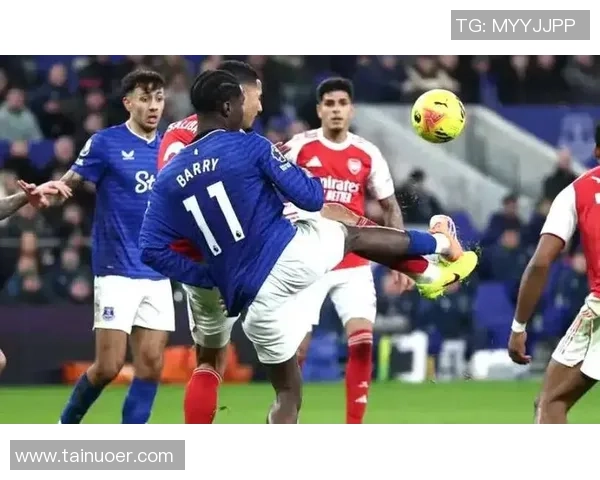 意甲激战阿森纳狂胜皇马五球绝杀引发争议判罚全场沸腾