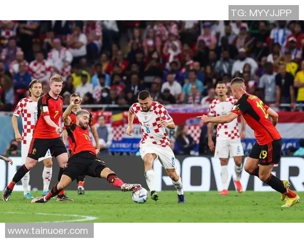 国王杯激战:拜仁逆转AC米兰红牌事件引发全场热议与战术分析 国王杯激战:拜仁逆转AC米兰红牌事件引发全场热议与战术分析