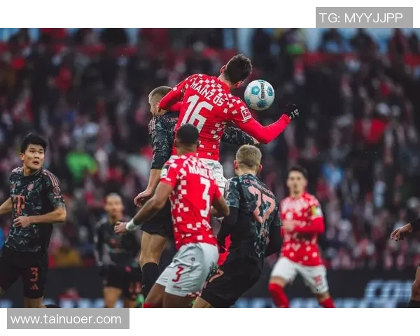 德甲精彩对决AC米兰逆转巴黎圣日耳曼红牌事件引发全场热议